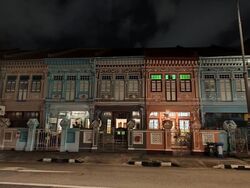 Joo Chiat Road (D15), Shop House #580590141